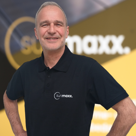 Senior Sales Manager Sascha Todorovic-Sunmaxx HG