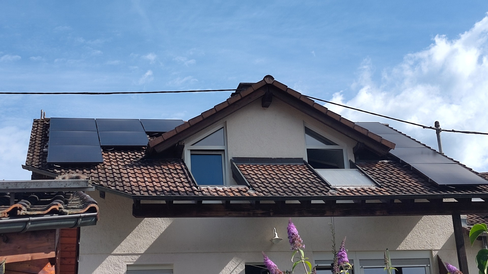 Single-family home energetig refurbishment with PVT