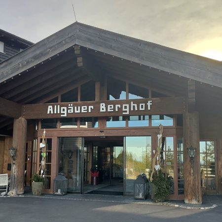 PVT Wellness Hotel Decarbonization Entrance Outside