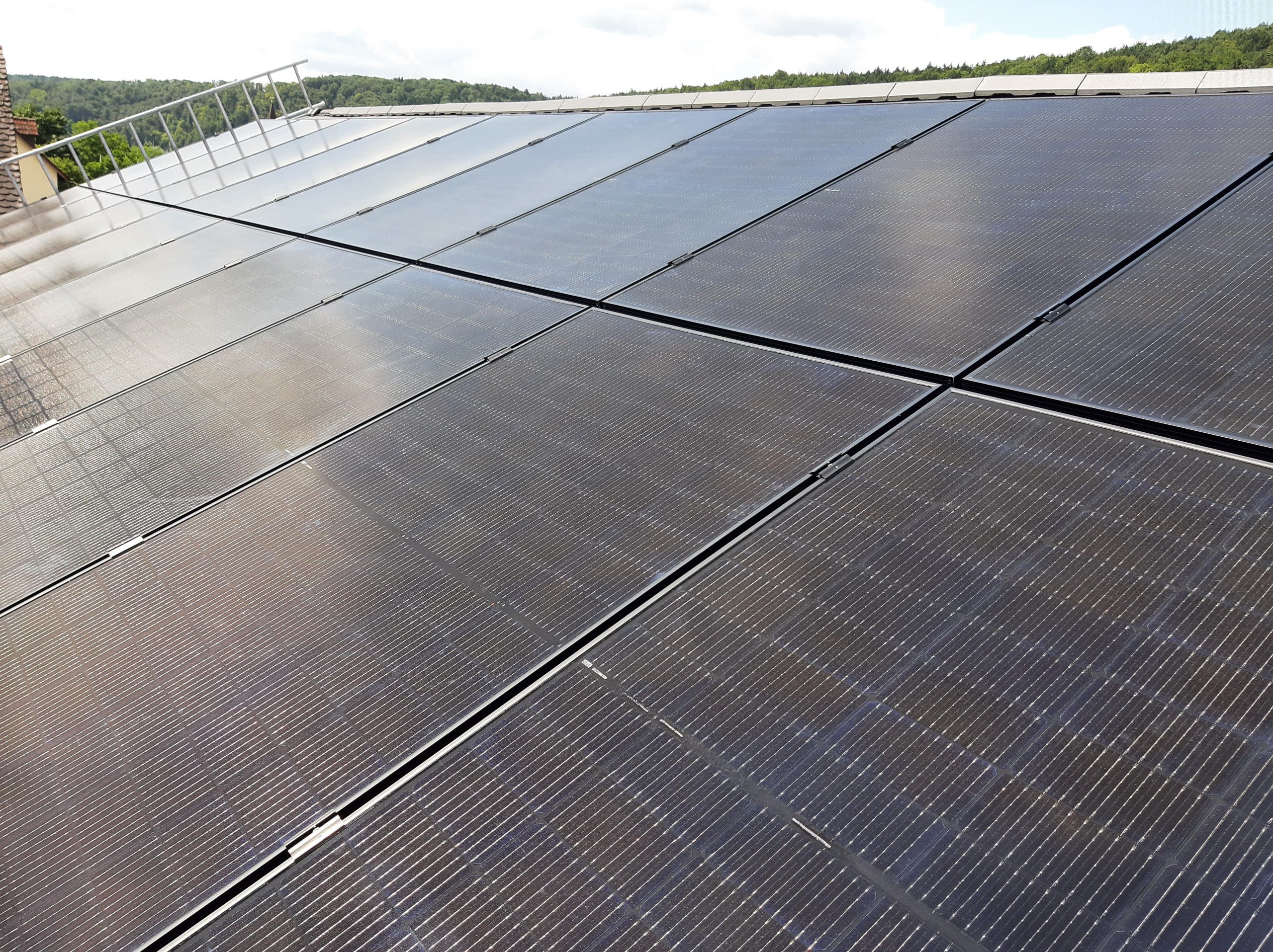 PVT system with Sunmaxx PX-1 modules on single-family home