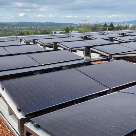 Clinic Arlesheim Flat Roof System Partial View Copyright SOLTOP Energie AG